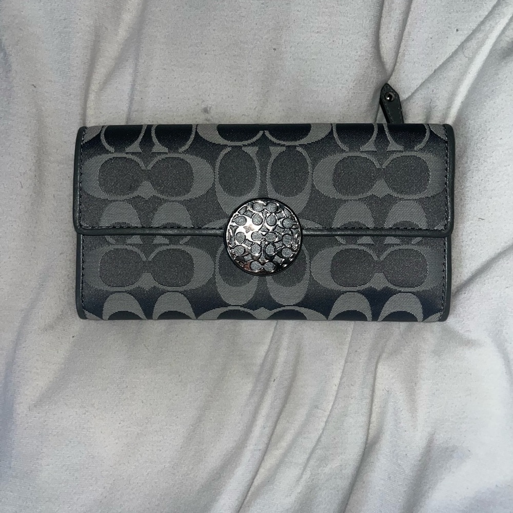 Coach hand wallet